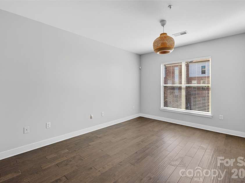 841 Seigle Point Drive, Charlotte, NC 28204.  MLS# CAR4336852, YatesRealty ID 3348. 