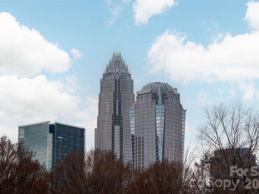 841 Seigle Point Drive, Charlotte, NC 28204.  MLS# CAR4336852, YatesRealty ID 3348. 