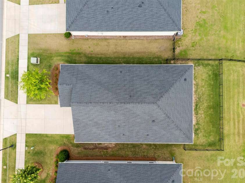 4522 Bright Road, Charlotte, NC 28214.  MLS# CAR4398235, YatesRealty ID 33480. 