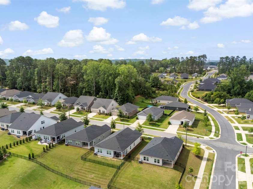 4522 Bright Road, Charlotte, NC 28214.  MLS# CAR4398235, YatesRealty ID 33480. 
