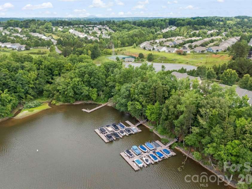 4522 Bright Road, Charlotte, NC 28214.  MLS# CAR4398235, YatesRealty ID 33480. 