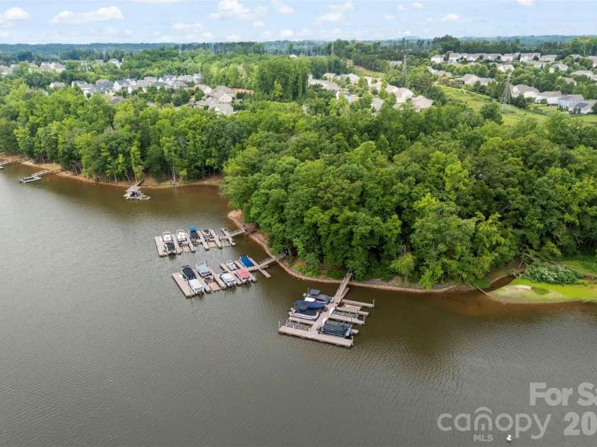 4522 Bright Road, Charlotte, NC 28214.  MLS# CAR4398235, YatesRealty ID 33480. 