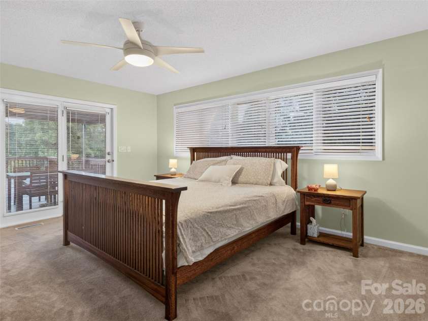 435 Allen Mountain Lane, Spruce Pine, NC 28777.  MLS# CAR4398240, YatesRealty ID 33481. 
