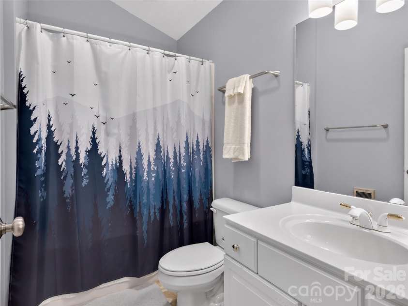 435 Allen Mountain Lane, Spruce Pine, NC 28777.  MLS# CAR4398240, YatesRealty ID 33481. 
