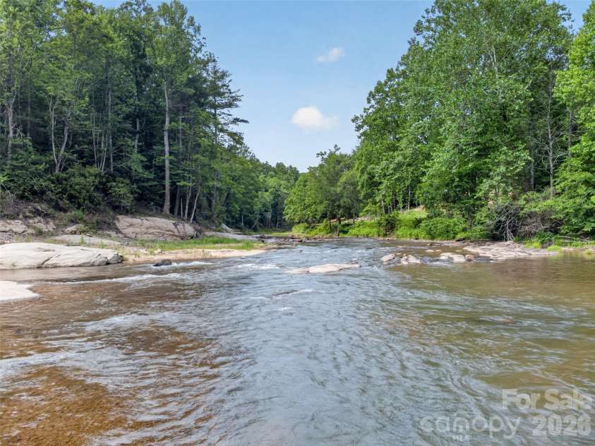 435 Allen Mountain Lane, Spruce Pine, NC 28777.  MLS# CAR4398240, YatesRealty ID 33481. 