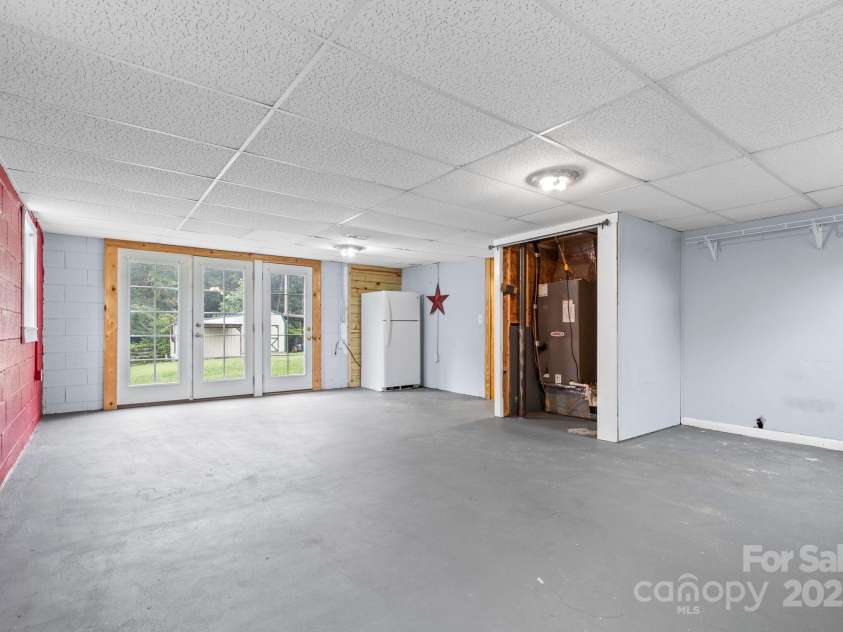 79 Isenhour Park Road Extension, Taylorsville, NC 28681.  MLS# CAR4293872, YatesRealty ID 33481. 