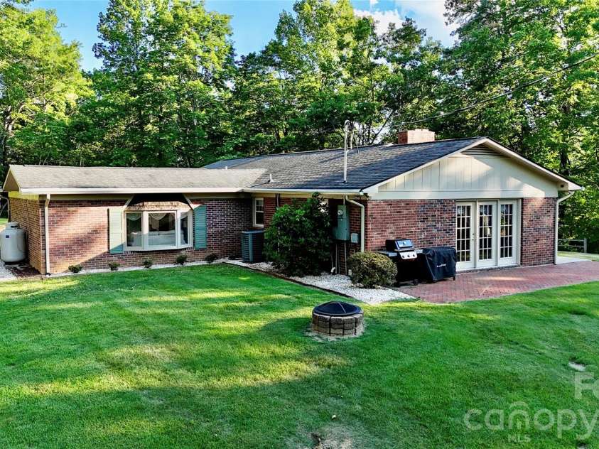 552 Coxes Creek Church Road, Marion, NC 28752.  MLS# CAR4398247, YatesRealty ID 33482. 