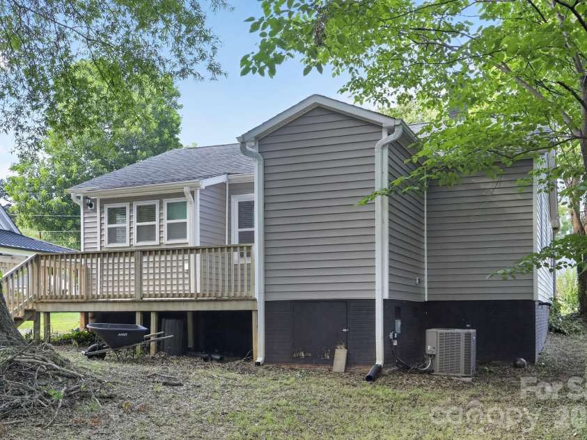 303 Ketchie Street, China Grove, NC 28023.  MLS# CAR4398265, YatesRealty ID 33483. 