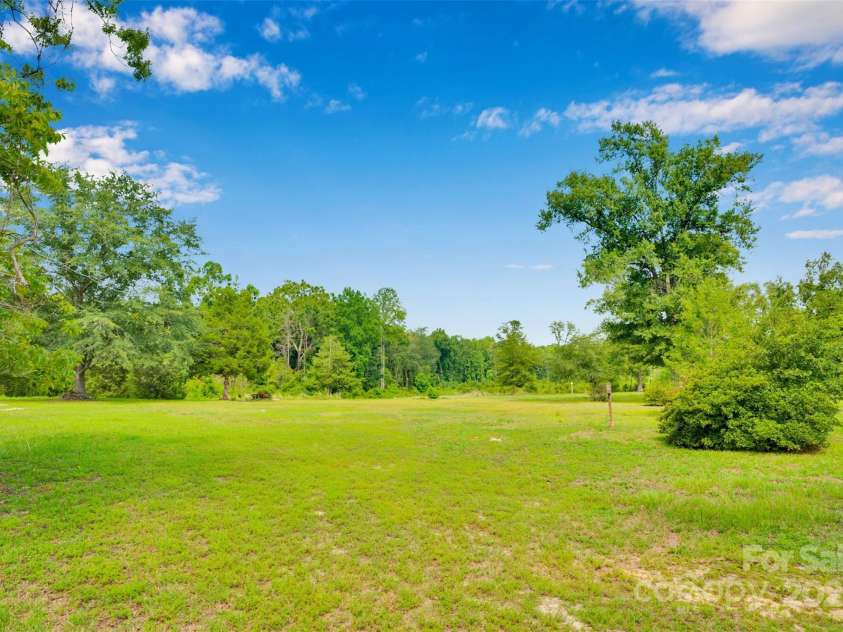 113 Jones Street, Kershaw, SC 29067.  MLS# CAR4290146, YatesRealty ID 33484. 