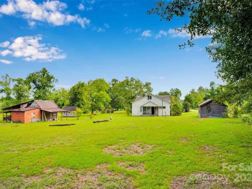 113 Jones Street, Kershaw, SC 29067.  MLS# CAR4290146, YatesRealty ID 33484. 