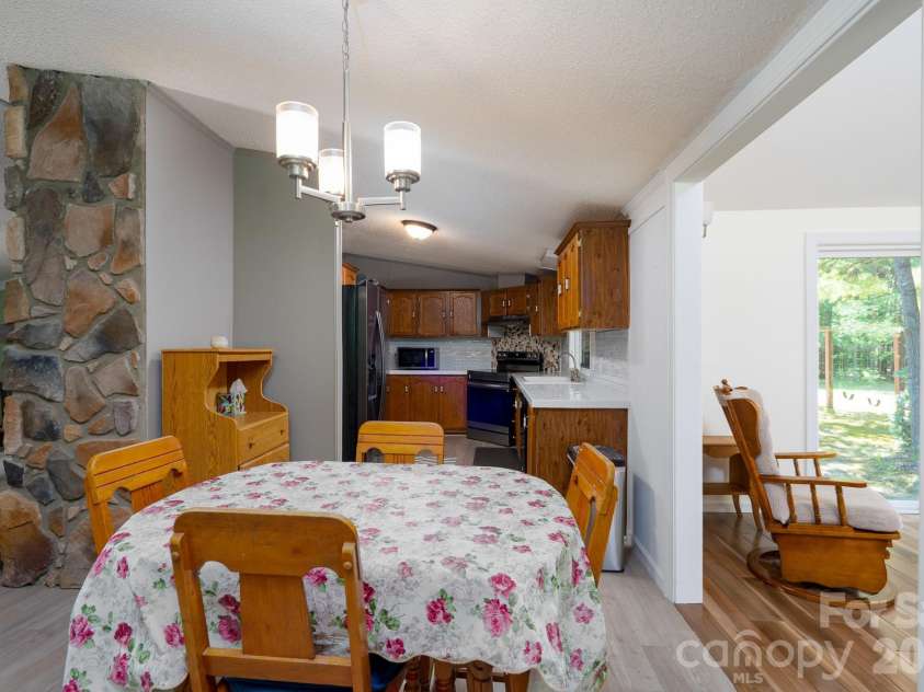 205 Aquila Lane, Rockwell, NC 28138.  MLS# CAR4394494, YatesRealty ID 33484. Dining area