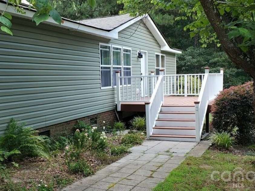 205 Aquila Lane, Rockwell, NC 28138.  MLS# CAR4394494, YatesRealty ID 33484. Front entrance