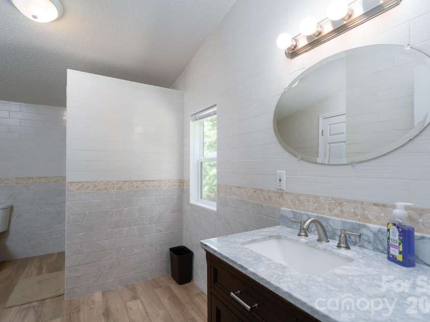 205 Aquila Lane, Rockwell, NC 28138.  MLS# CAR4394494, YatesRealty ID 33484. Primary Bath