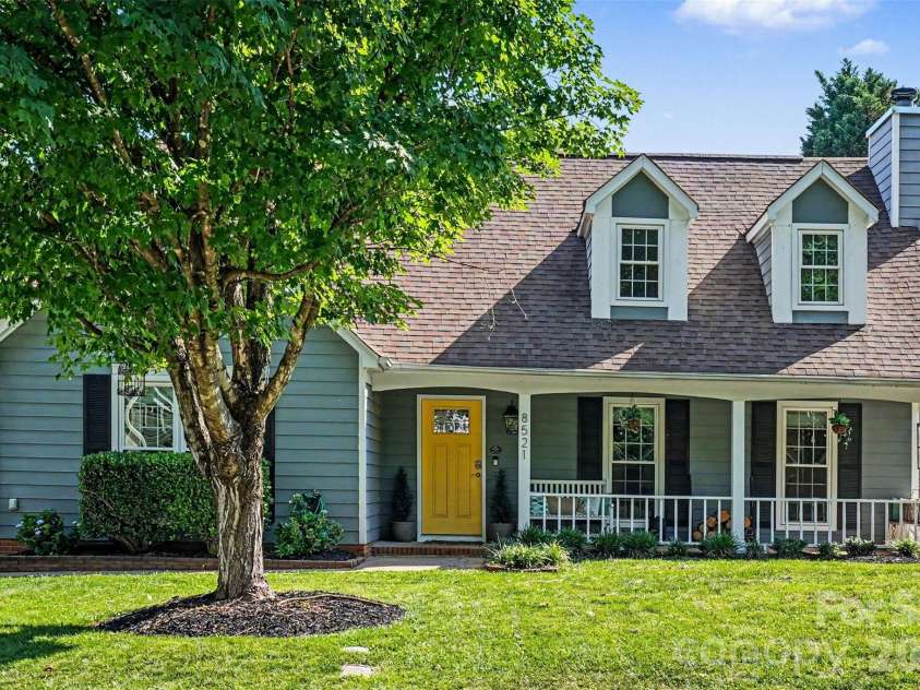 8521 Milton Morris Drive, Charlotte, NC 28227.  MLS# CAR4393903, YatesRealty ID 33485. 
