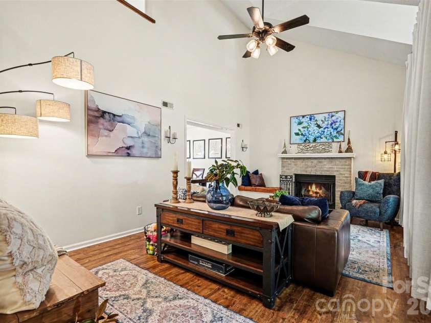 8521 Milton Morris Drive, Charlotte, NC 28227.  MLS# CAR4393903, YatesRealty ID 33485. 