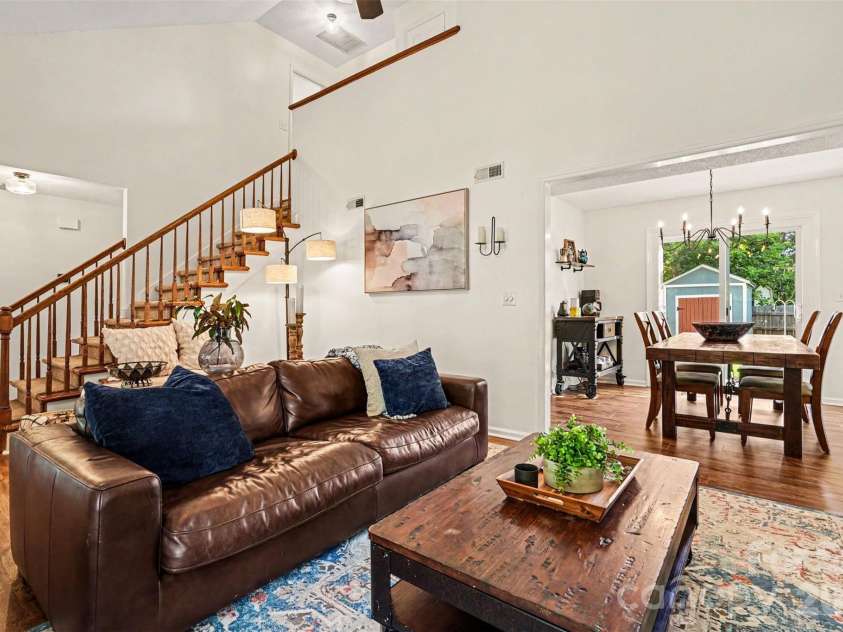8521 Milton Morris Drive, Charlotte, NC 28227.  MLS# CAR4393903, YatesRealty ID 33485. 