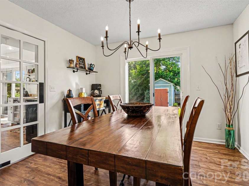 8521 Milton Morris Drive, Charlotte, NC 28227.  MLS# CAR4393903, YatesRealty ID 33485. 