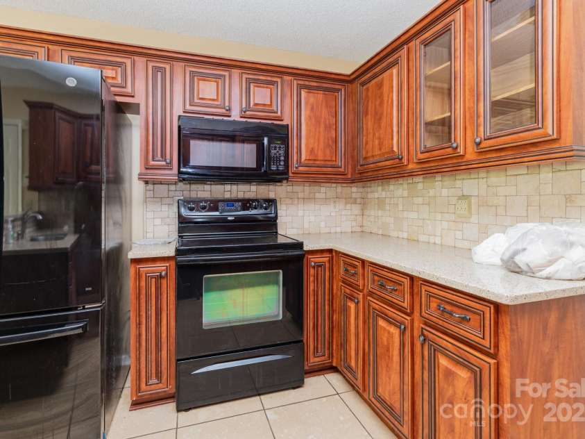 9819 Edwards Place, Mint Hill, NC 28227.  MLS# CAR4280358, YatesRealty ID 33485. 