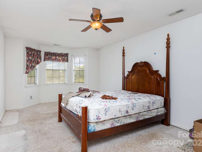 9819 Edwards Place, Mint Hill, NC 28227.  MLS# CAR4280358, YatesRealty ID 33485. 