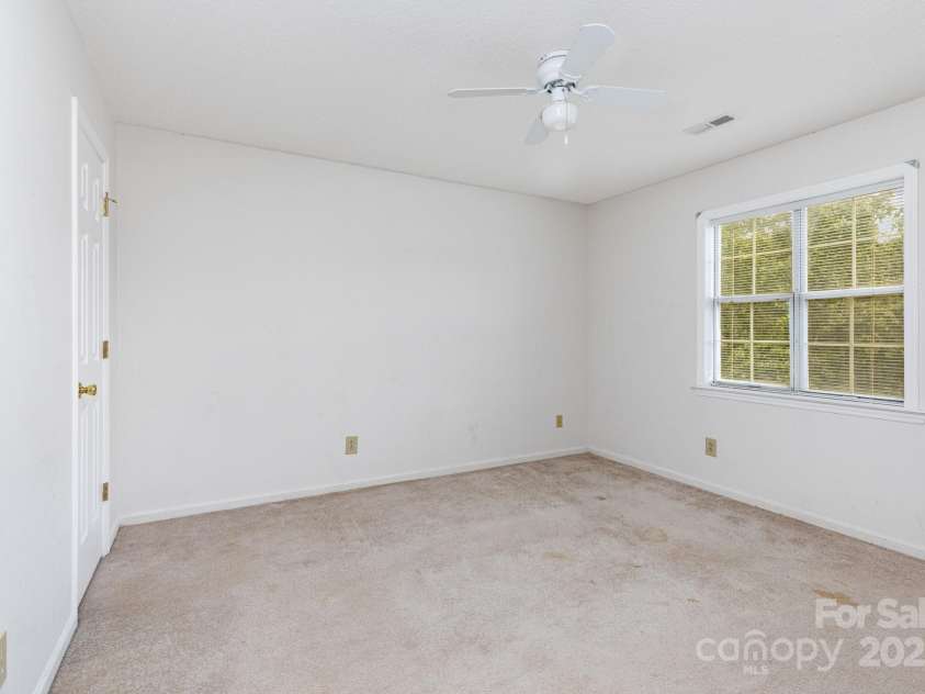 9819 Edwards Place, Mint Hill, NC 28227.  MLS# CAR4280358, YatesRealty ID 33485. 