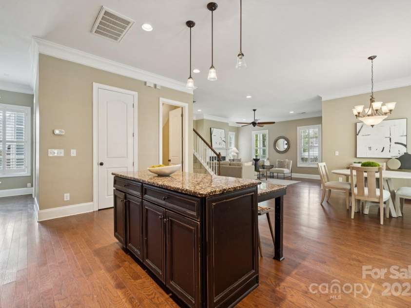 12525 Druids Glen Drive, Pineville, NC 28134.  MLS# CAR4319918, YatesRealty ID 33487. 