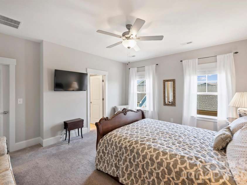 1064 Riverwalk Parkway, Rock Hill, SC 29730.  MLS# CAR4396400, YatesRealty ID 33488. 