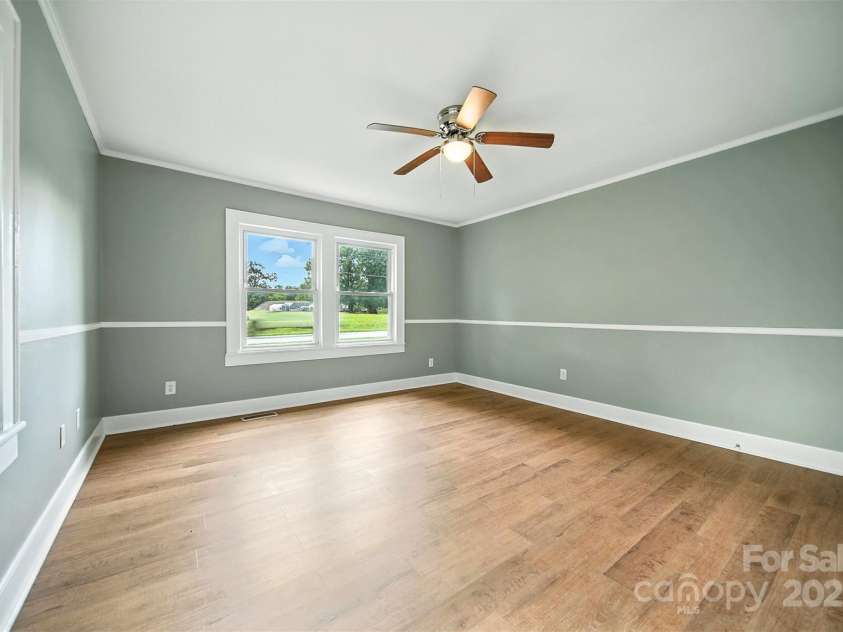 2541 NC 10 Highway, Newton, NC 28658.  MLS# CAR4292213, YatesRealty ID 33488. 