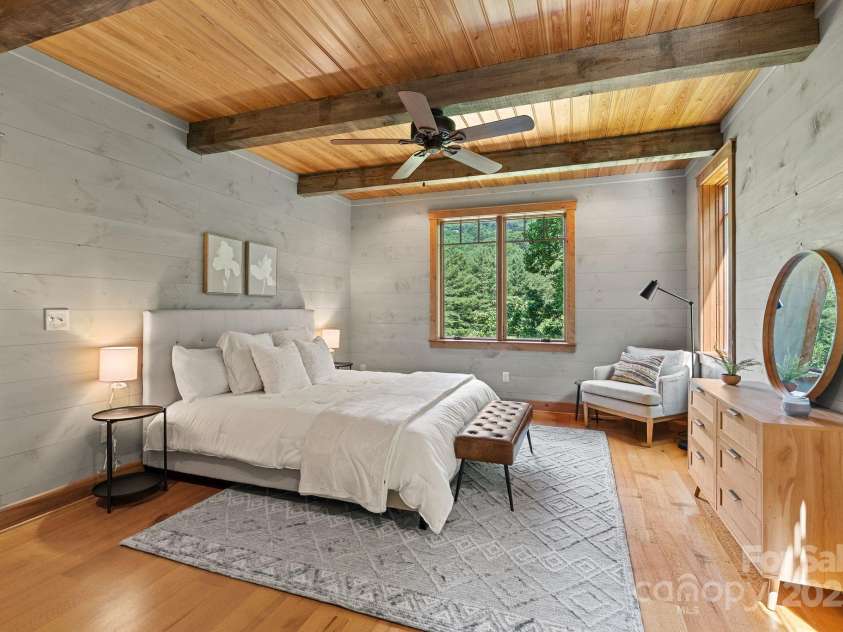 147 Brantley Branch Lane, Waynesville, NC 28786.  MLS# CAR4275100, YatesRealty ID 3349. Relax in luxury