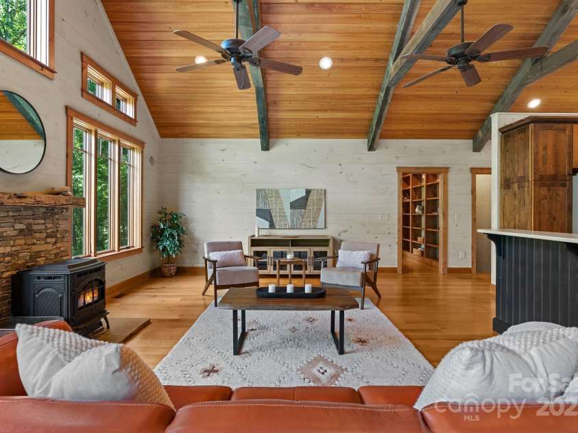 147 Brantley Branch Lane, Waynesville, NC 28786.  MLS# CAR4275100, YatesRealty ID 3349. Spacious open floor plan