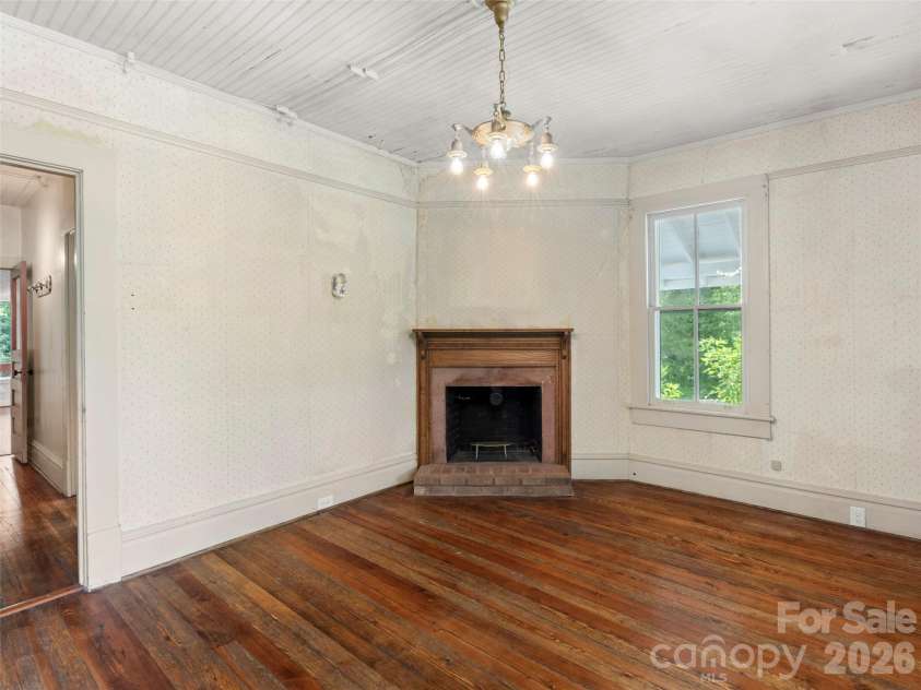 54 Louisiana Avenue, Saluda, NC 28773.  MLS# CAR4396216, YatesRealty ID 33490. 