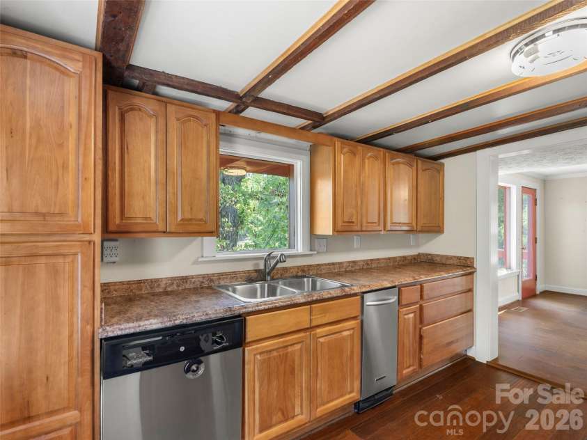 54 Louisiana Avenue, Saluda, NC 28773.  MLS# CAR4396216, YatesRealty ID 33490. 
