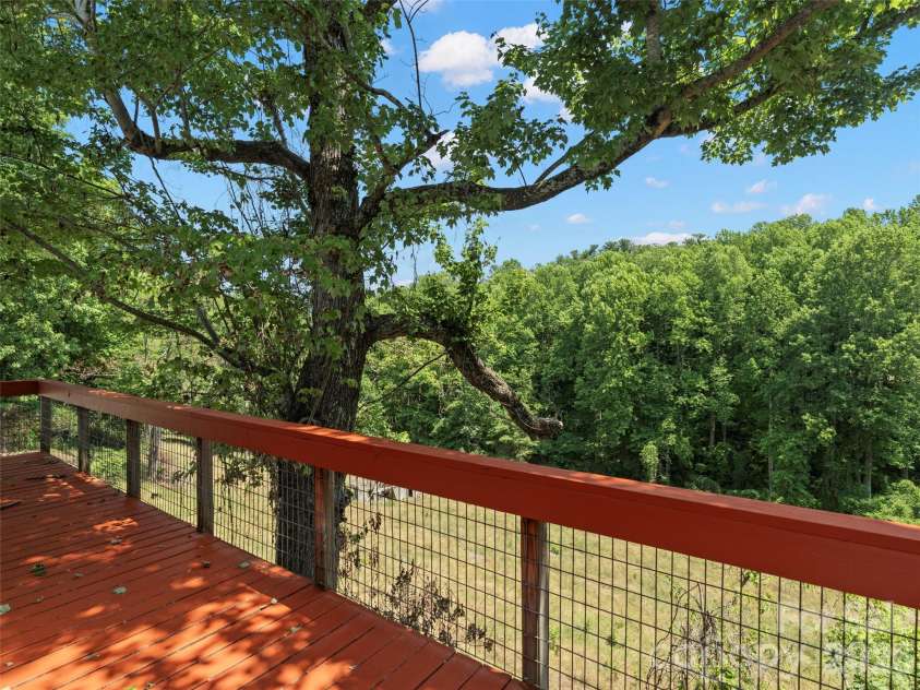 54 Louisiana Avenue, Saluda, NC 28773.  MLS# CAR4396216, YatesRealty ID 33490. 