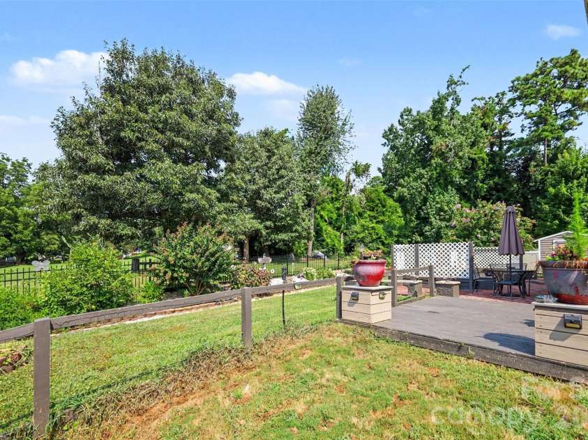 112 Elysian Estate Court, Mooresville, NC 28115.  MLS# CAR4417850, YatesRealty ID 33491. 