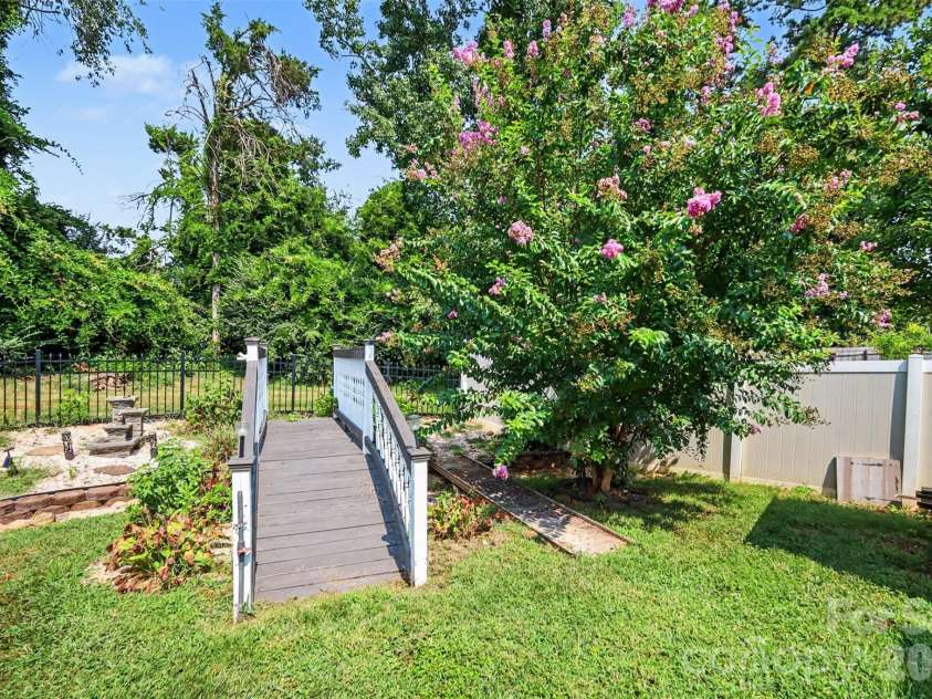 112 Elysian Estate Court, Mooresville, NC 28115.  MLS# CAR4417850, YatesRealty ID 33491. 