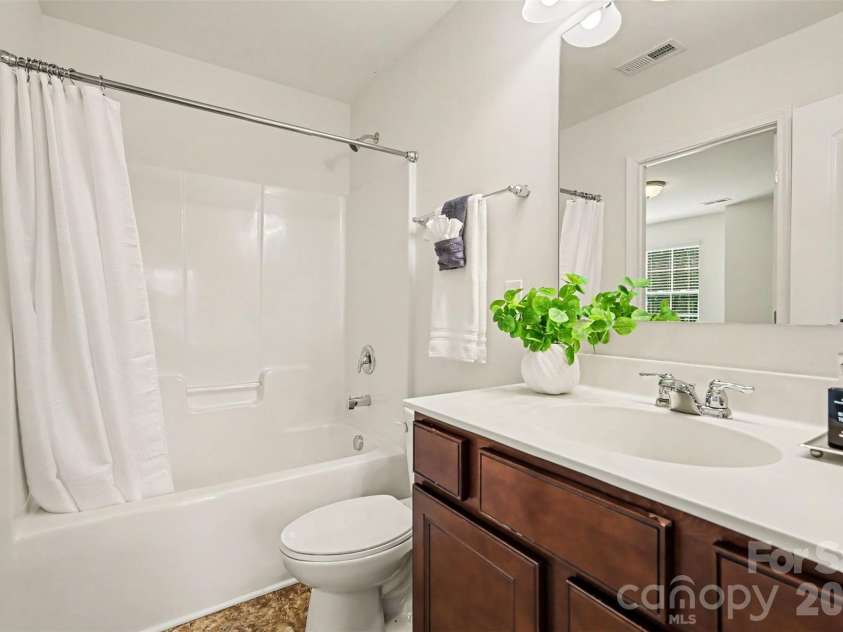 112 Elysian Estate Court, Mooresville, NC 28115.  MLS# CAR4417850, YatesRealty ID 33491. 