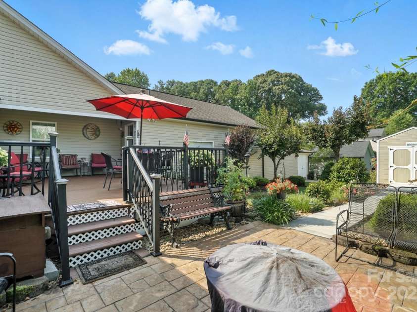 402 Walnut Street, China Grove, NC 28023.  MLS# CAR4273181, YatesRealty ID 33491. 