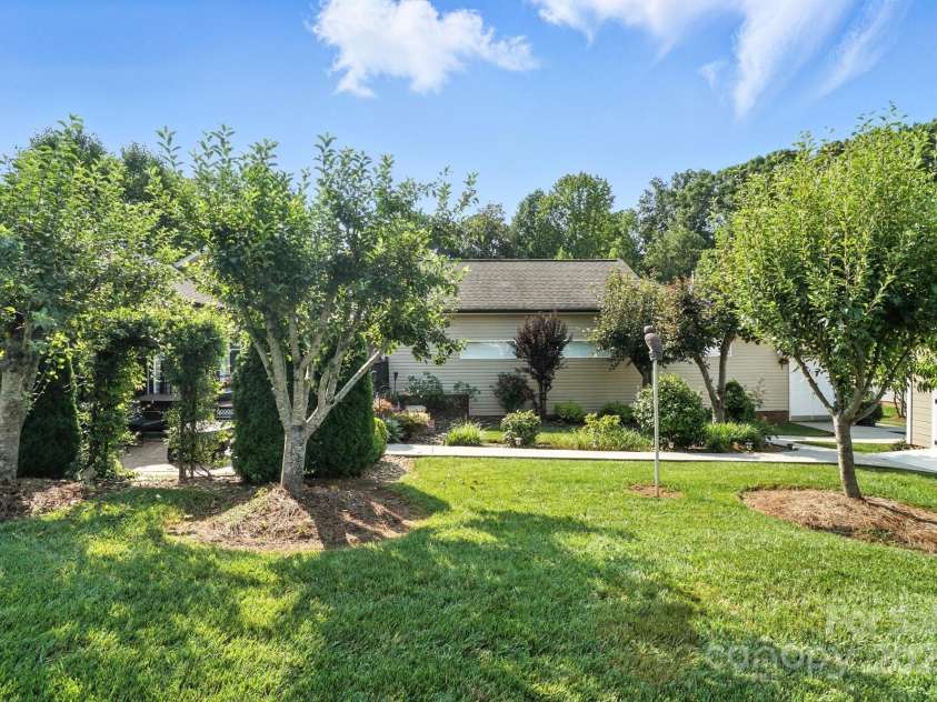 402 Walnut Street, China Grove, NC 28023.  MLS# CAR4273181, YatesRealty ID 33491. 