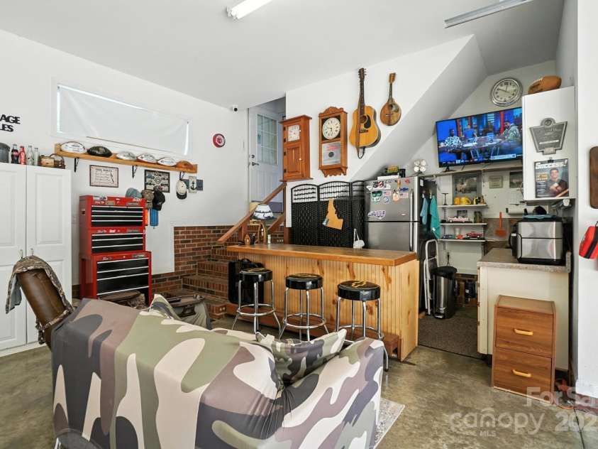 402 Walnut Street, China Grove, NC 28023.  MLS# CAR4273181, YatesRealty ID 33491. 