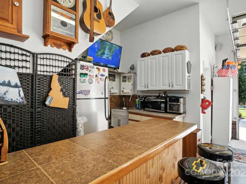 402 Walnut Street, China Grove, NC 28023.  MLS# CAR4273181, YatesRealty ID 33491. 