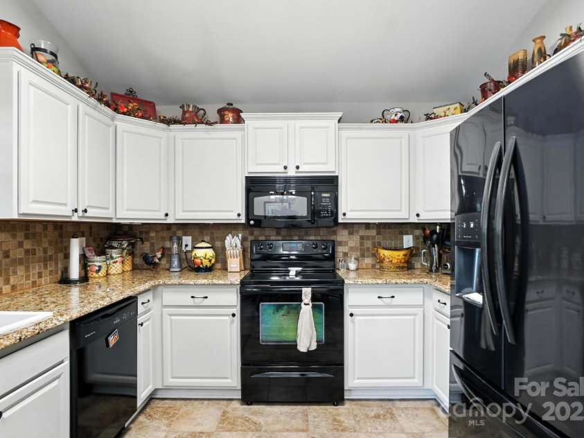 402 Walnut Street, China Grove, NC 28023.  MLS# CAR4273181, YatesRealty ID 33491. 