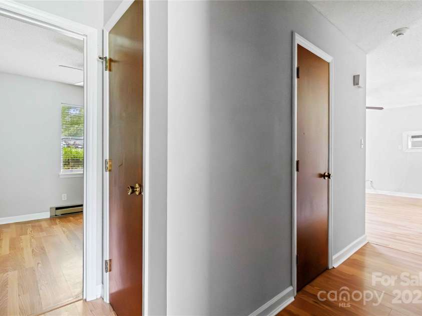 8428 Clear Meadow Lane, Charlotte, NC 28227.  MLS# CAR4290678, YatesRealty ID 33492. 