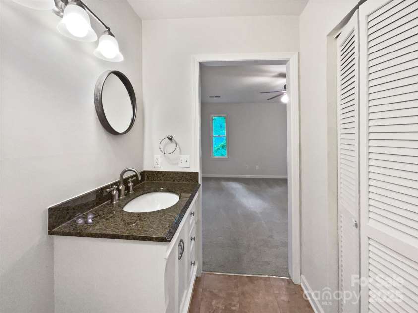 18414 Victoria Bay Drive, Cornelius, NC 28031.  MLS# CAR4260645, YatesRealty ID 33493. 