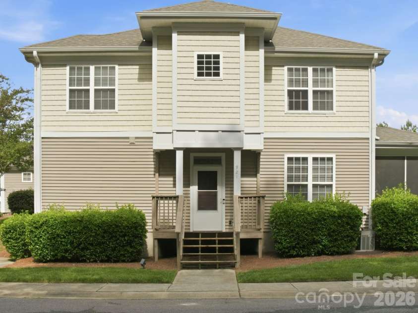 921 Ashworth Drive, Gastonia, NC 28054.  MLS# CAR4380678, YatesRealty ID 33493. 