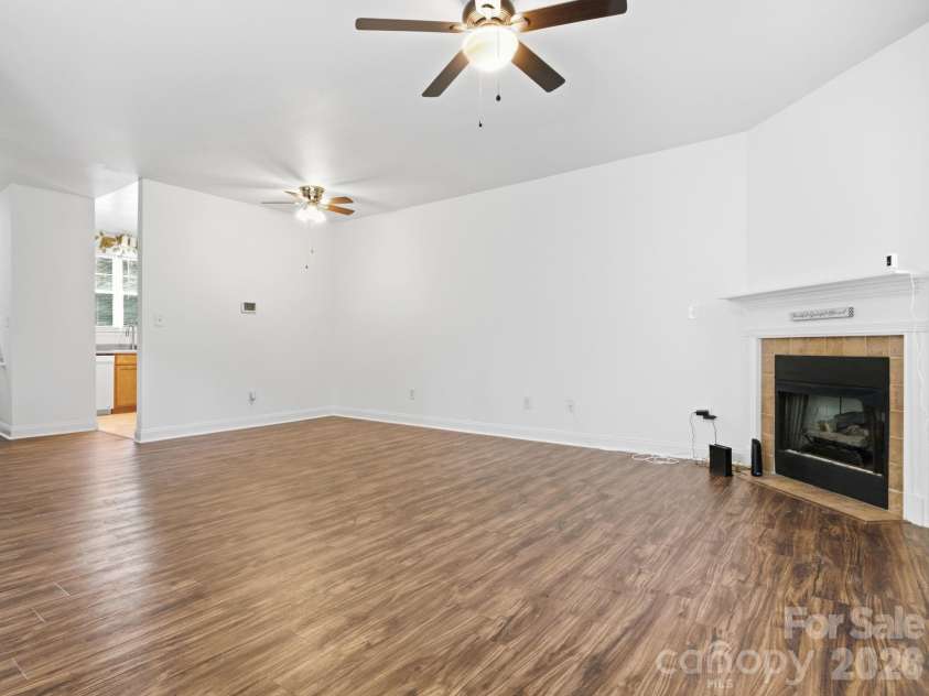 921 Ashworth Drive, Gastonia, NC 28054.  MLS# CAR4380678, YatesRealty ID 33493. 