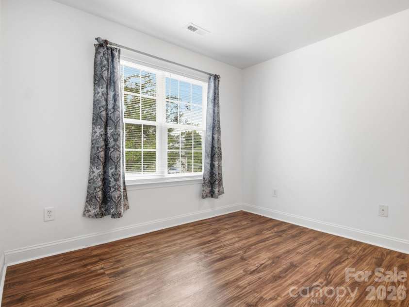 921 Ashworth Drive, Gastonia, NC 28054.  MLS# CAR4380678, YatesRealty ID 33493. 
