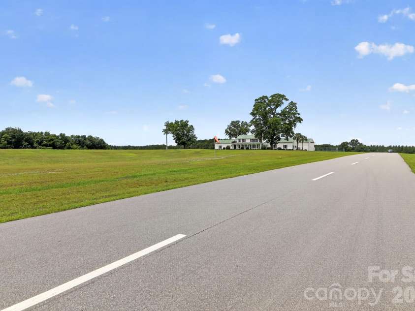 450 Bull Swamp Road, St. Matthews, SC 29135.  MLS# CAR4390532, YatesRealty ID 33494. 
