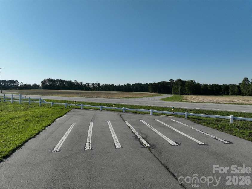 450 Bull Swamp Road, St. Matthews, SC 29135.  MLS# CAR4390532, YatesRealty ID 33494. 