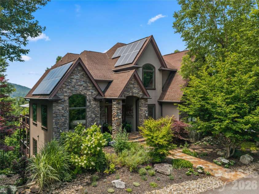 48 and 56 Chimney Crest Drive, Asheville, NC 28806.  MLS# CAR4390178, YatesRealty ID 33495. 