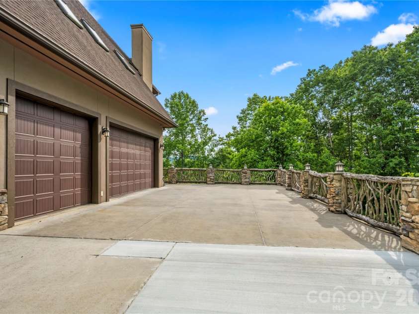 48 and 56 Chimney Crest Drive, Asheville, NC 28806.  MLS# CAR4390178, YatesRealty ID 33495. 