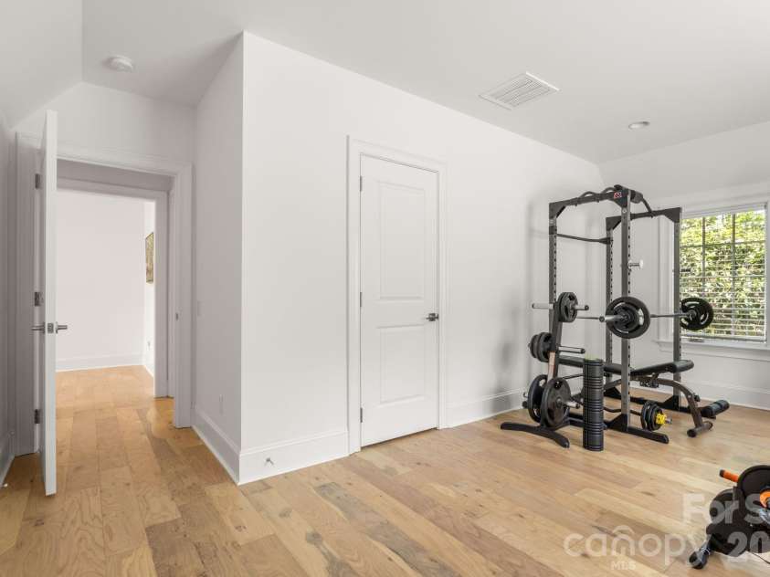 1355 Kings Drive, Charlotte, NC 28207.  MLS# CAR4391517, YatesRealty ID 33496. 